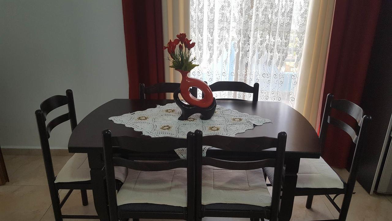 Grand Seaview Апартаменти *