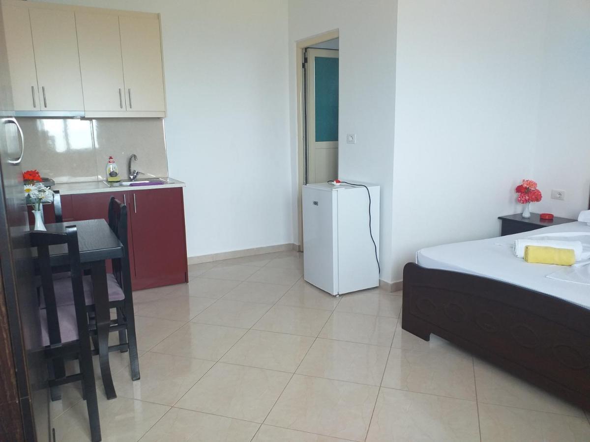 Апартаменти Grand Seaview Ксаміл